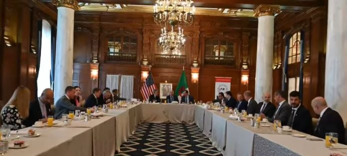 Attaf hommes d'affaires US_lespoir