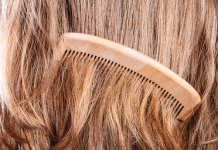 Combien a-t-on de cheveux sur la tête et combien en perd-on par jour ?